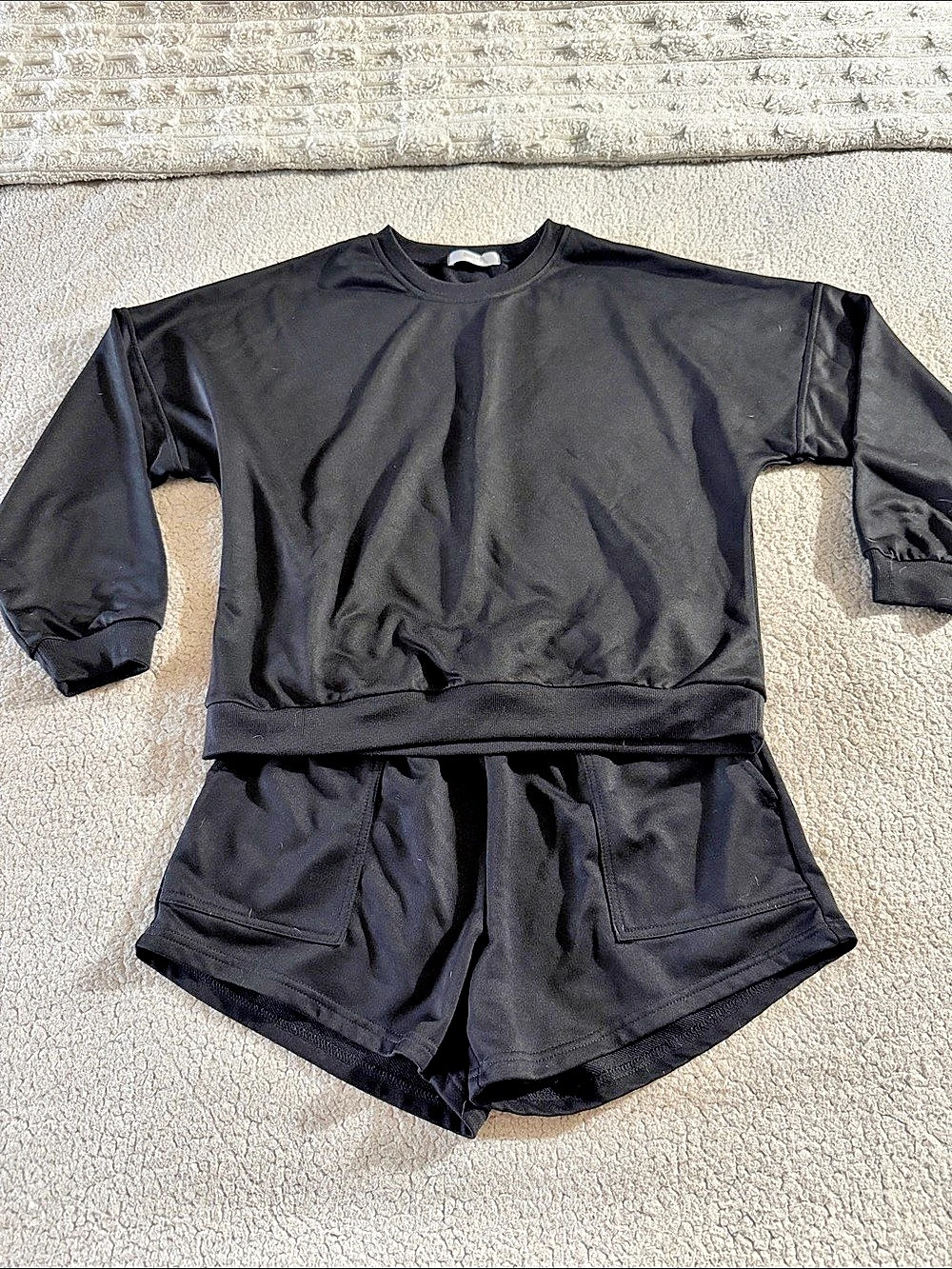 Onfers Two-Piece Shorts Set in Black Size Medium Like New